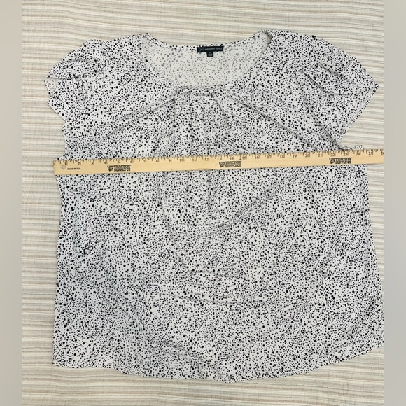Adrianna Pappel 2X Top Stretch Knit White Black Dot Pleated Round Neck SS Blouse - Picture 6 of 8